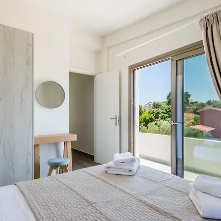 Ktima Fabiatos Lägenhet